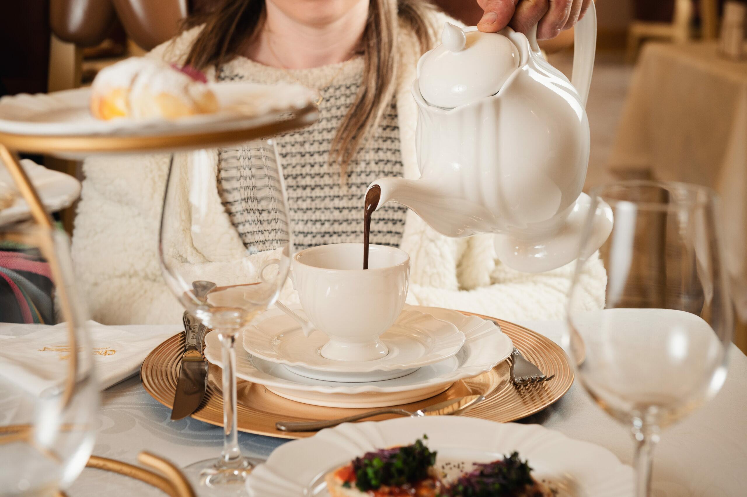 Chocoland Hotel Gramado apresenta: Chá Real, uma experiência que parece ter saído de um conto de fadas!