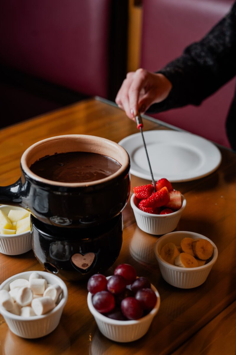 Sequencia de Fondue Tradicional e La Gare! Fondue todo o dia o dia todo! Uma experiência incrível!