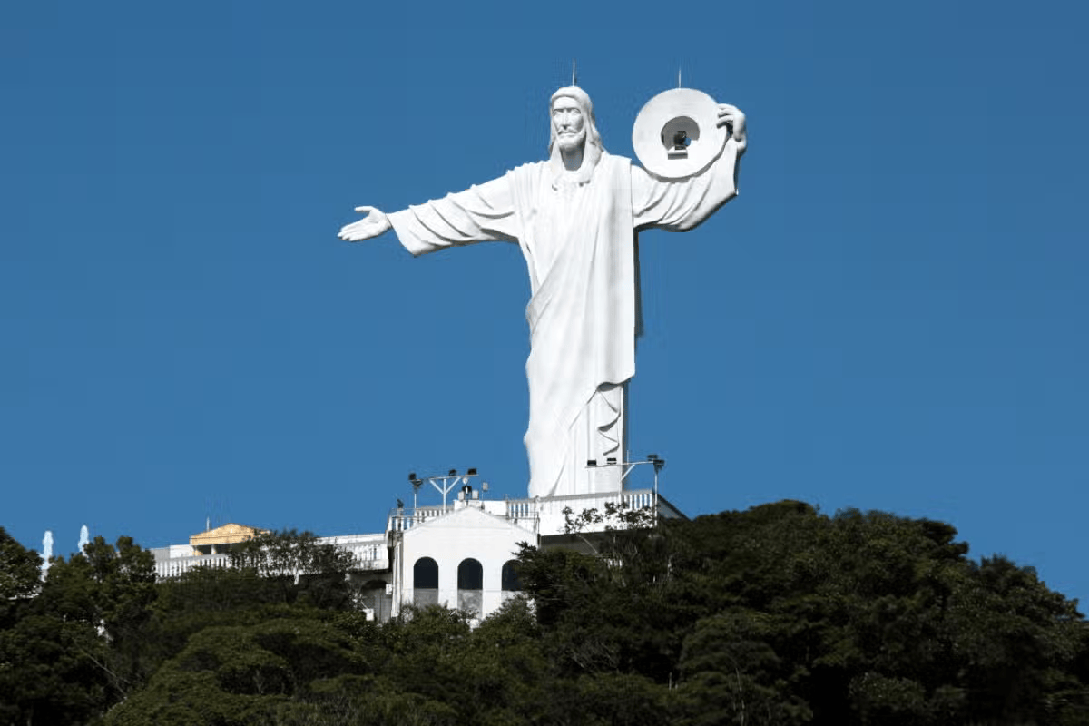 Ingresso do Cristo Luz! Venha visitar uma das principais atrações de Balneário Camboriú!