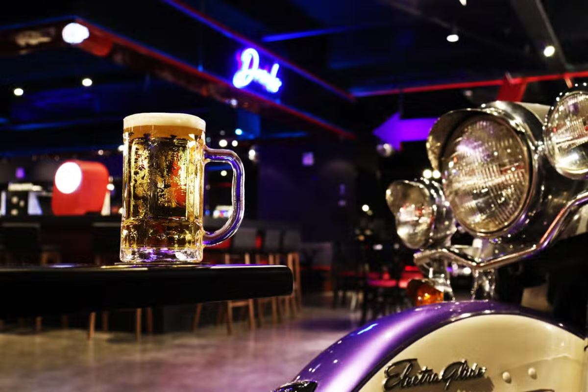 Ingresso para o Classic Car Show em Balneário Camboriú! Você verá modelos como Rolls-Royce, Cadillac, Mustang e muitos outros!