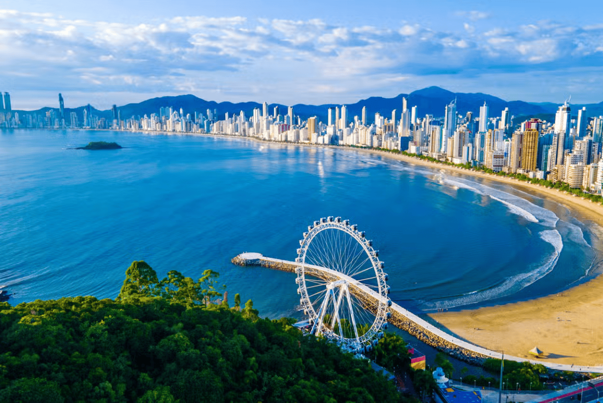 Tour a Balneário Camboriú e parque Unipraias!