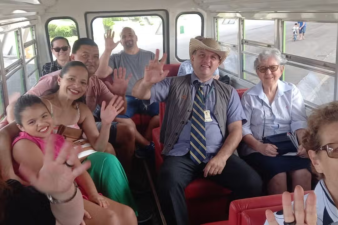 Tour Uva e Vinho: Um Passeio de Ônibus Temático pelas Paisagens de Caxias do Sul!