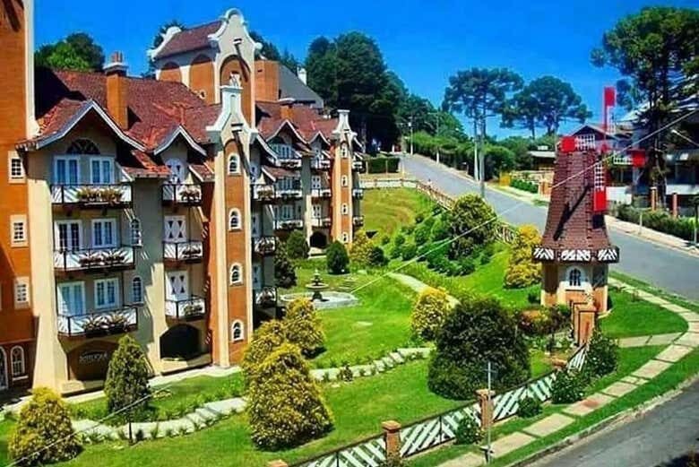 Tour Panorâmico por Campos do Jordão: Descubra o Encanto Europeu Paulista!