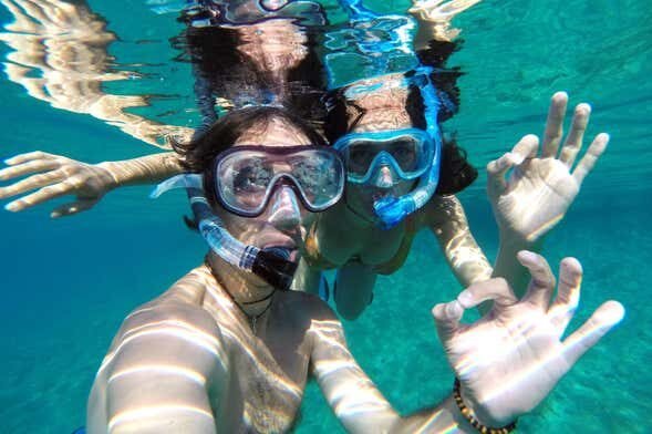 Descubra a Vida Marinha com Snorkel em Ilhabela: Aventura para Toda a Família!