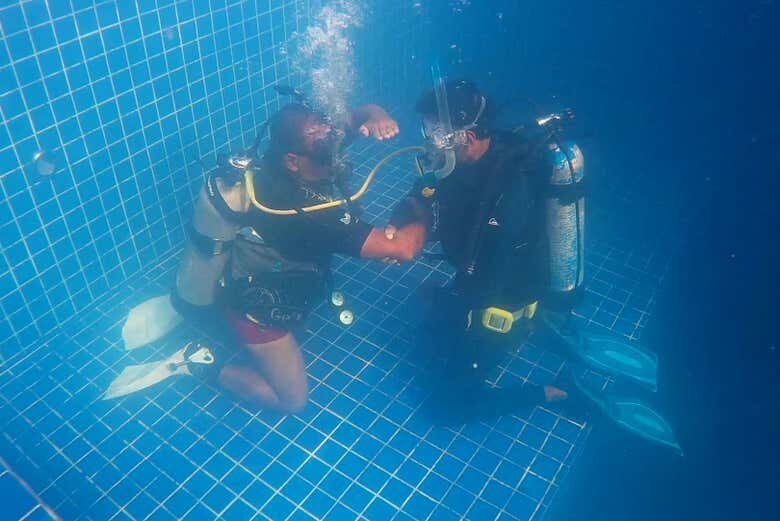 Curso de Mergulho NAUI Open Water em Ilhabela: Conquiste seu Certificado Internacional!