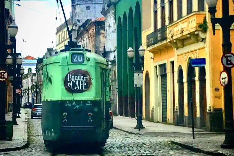Tour Privado do Café em Santos: Conheça a História e Sabor do Ouro Verde no Brasil!