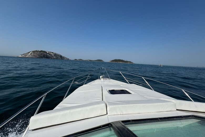 Passeio de Barco pelas Ilhas Cagarras e Praia Vermelha no Rio de Janeiro!