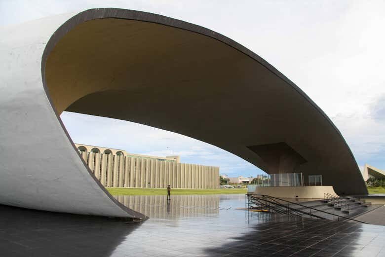 Escala em Brasília - Tour Privado Saindo do Aeroporto!