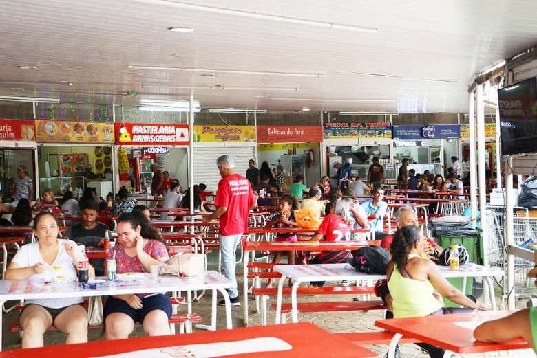 Descubra os Sabores de Brasília: Tour Privado pelos Mercados Tradicionais!