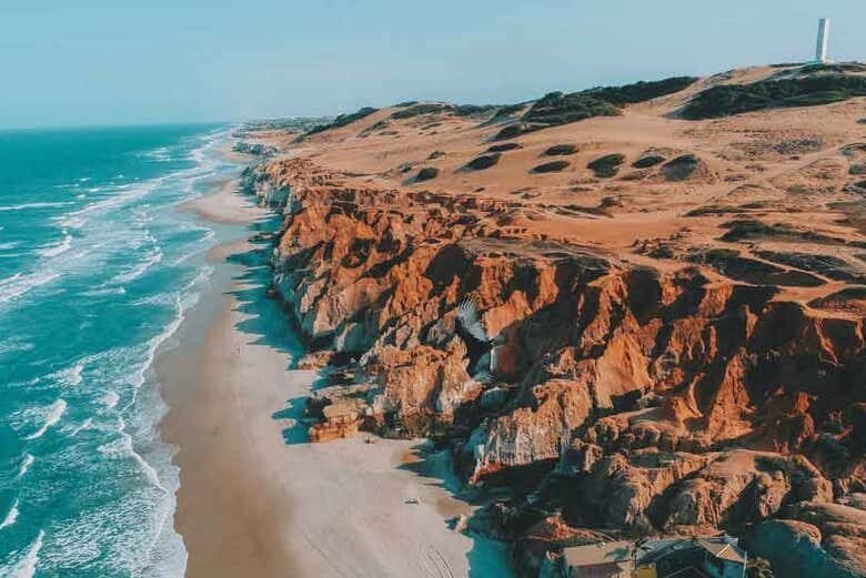 Rota das Falésias 4 Dias: Aventuras Entre Penhascos e Paraísos Naturais!