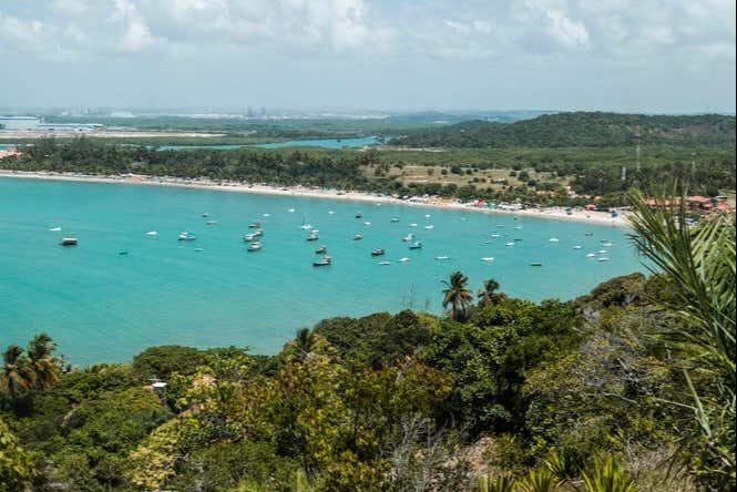 Explore as Maravilhas Naturais de Cabo Santo Agostinho com Passeio de Buggy Incluído!
