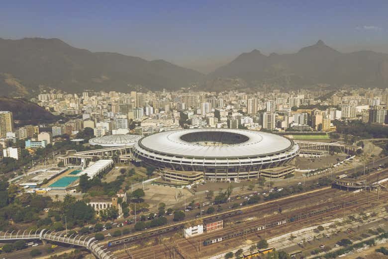 Explore Dois Ícones do Futebol no Rio de Janeiro: Maracanã e Vasco da Gama!