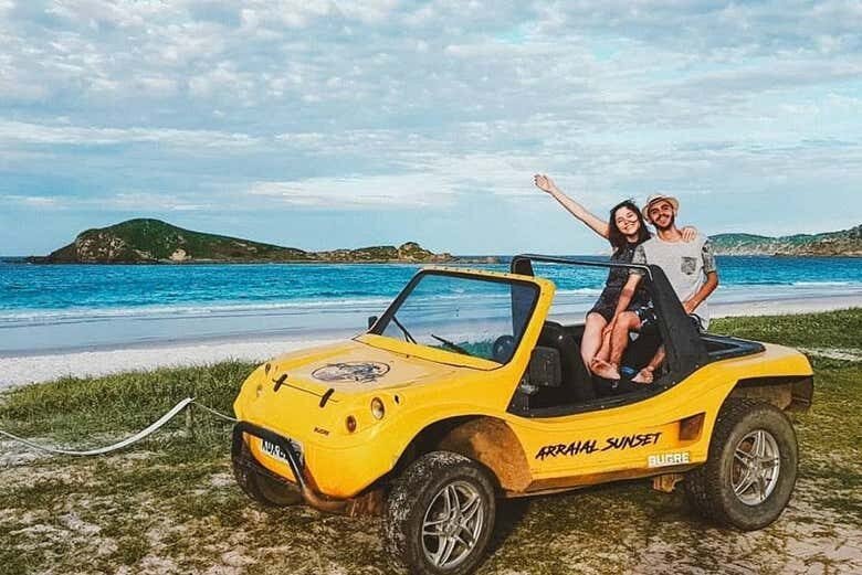 Tour de Buggy por Arraial do Cabo: Aventura e Beleza Natural!