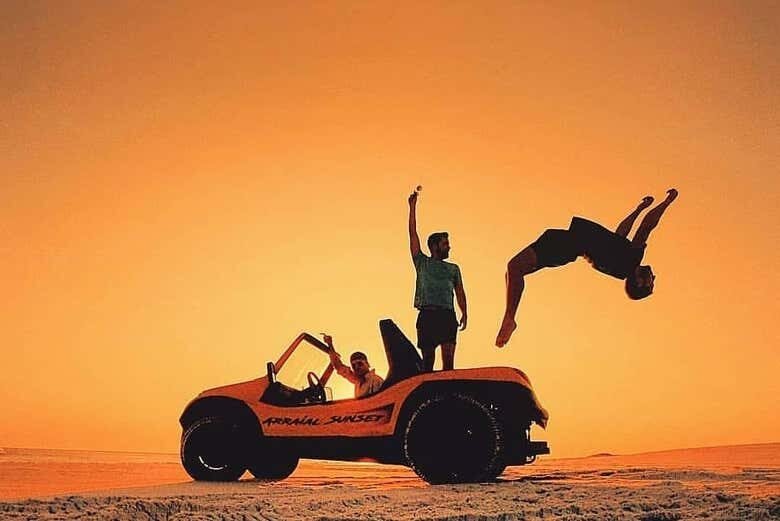 Tour de Buggy por Arraial do Cabo: Aventura e Beleza Natural!