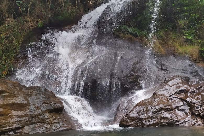 Explore as Maravilhosas Cachoeiras de Itabirito: Um Paraíso Natural Pertinho de Ouro Preto!