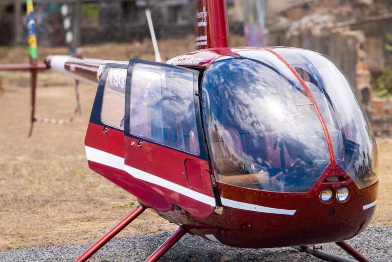 Voe alto e descubra as maravilhas de Porto de Galinhas do céu!