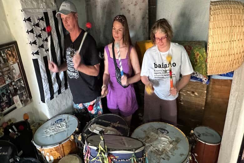 Aula de Percussão e Samba-Reggae em Salvador!