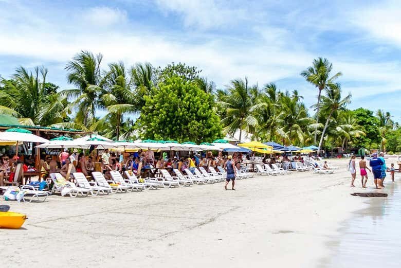 Excursão à Praia de Garapuá: Mergulhe nas Piscinas Naturais e Explore um Paraíso Tropical!