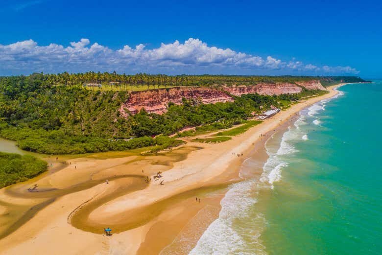 Excursão a Arraial d'Ajuda e à Praia do Mucugê!