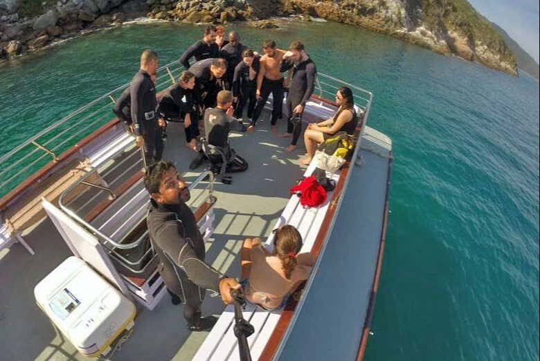 Batismo de Mergulho em Arraial do Cabo: Aventuras Submersas Incríveis!