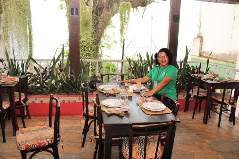 Delicie-se com os Sabores de Salvador: Um Tour Gastronômico Imperdível!