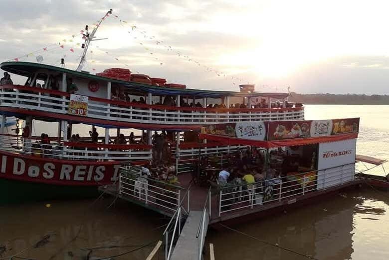Passeio de Barco pelo Rio Madeira ao Pôr do Sol em Porto Velho!