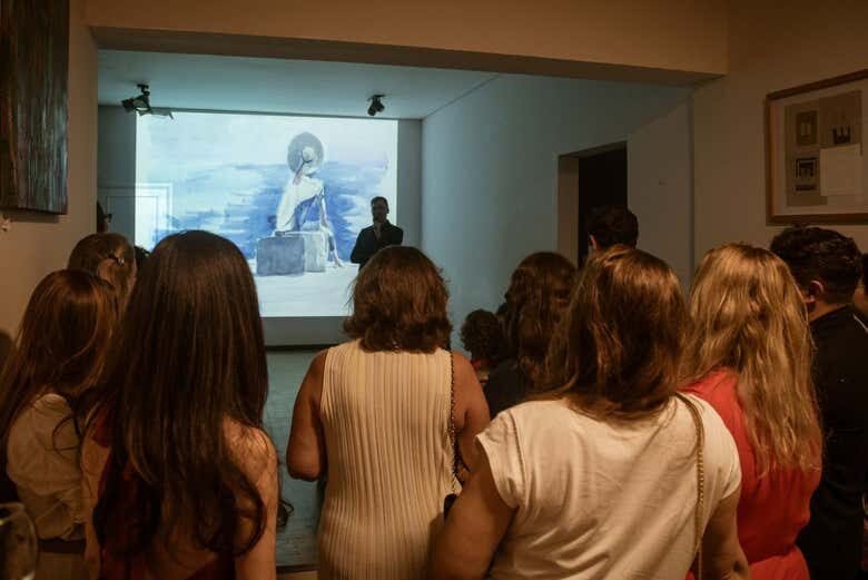 Descubra Arte e Criatividade na Casa Palma: Visita Guiada + Oficina de Pintura!