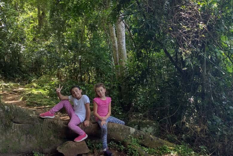 Trilha e Barco na Costa da Lagoa: Natureza e Cultura em Florianópolis!