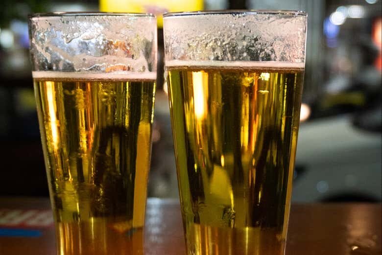 Sabores do Rio: Tour Gastronômico Noturno por Copacabana!