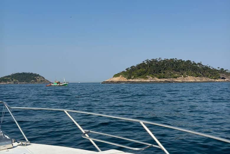 Passeio de Barco pelas Ilhas Cagarras e Praia Vermelha no Rio de Janeiro!