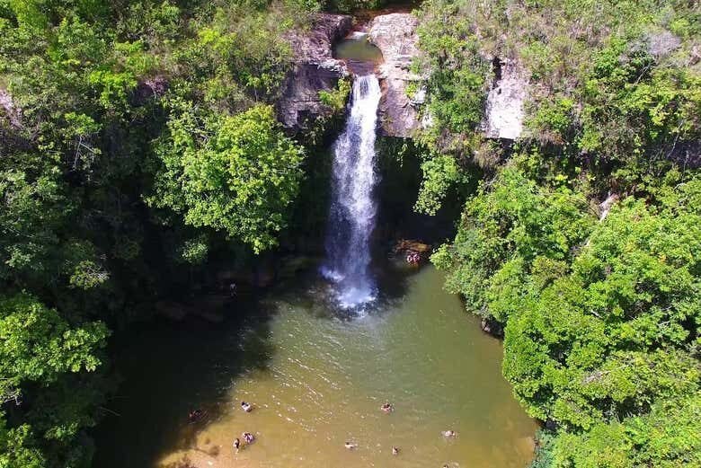 Aventure-se pela Trilha da Cachoeira do Abade e Parque dos Pireneus!