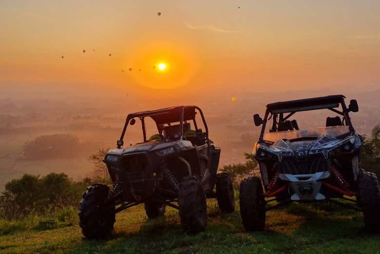 Aventura Radical: Tour de UTV em Praia Grande!