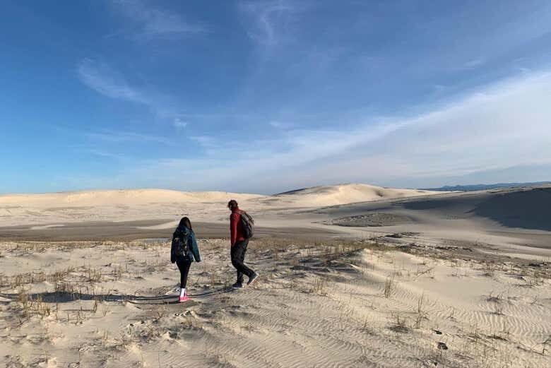 Trilha pelo Parque das Dunas de Tramandaí: natureza e vento no rosto!
