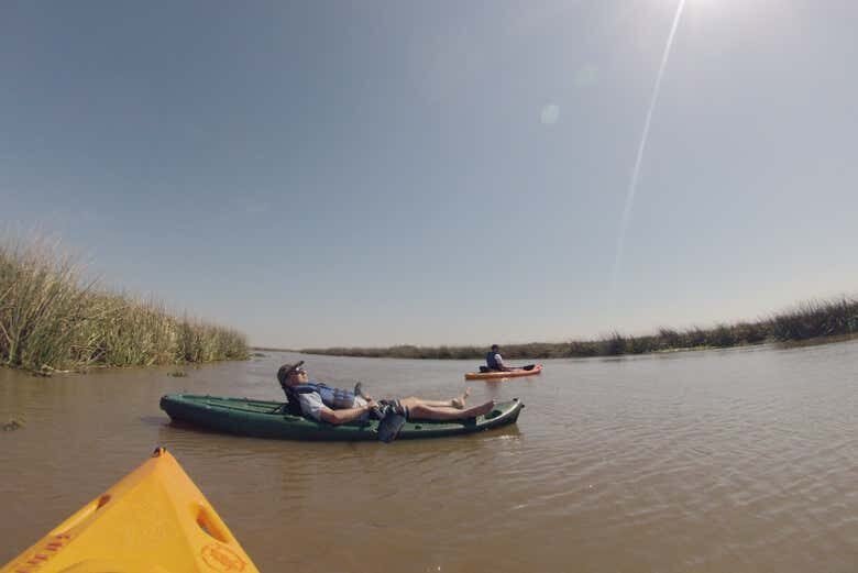 Explore o Rio Tramandaí de Caiaque: Uma Aventura em Imbé!