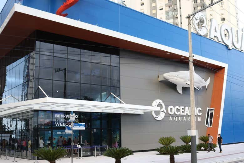 Explore o Mundo Submarino: Ingresso para o Oceanic Aquarium em Balneário Camboriú!