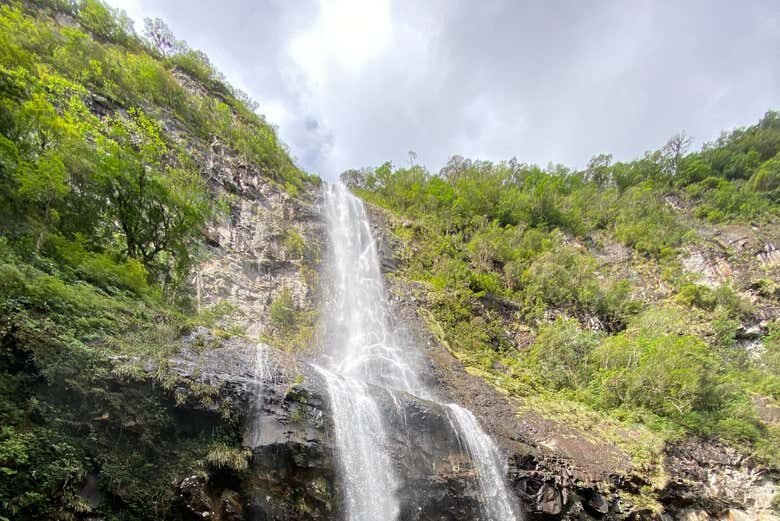 Tour de 4x4 à Cachoeira da Pedra Branca e Piquenique!
