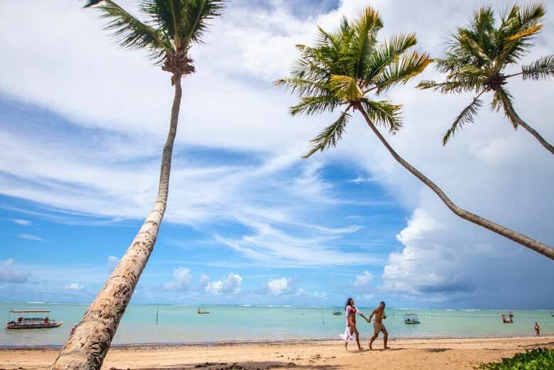 Excursão a São Miguel dos Milagres: Um Paraíso em Alagoas!