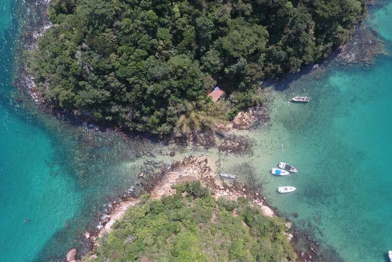 Embarque Rápido: Transfer para Ilha Grande saindo de Conceição de Jacareí!