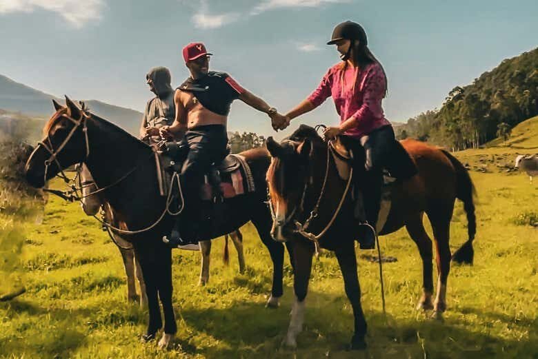 Passeio a Cavalo em Praia Grande – Entre Cânions e Tradições!