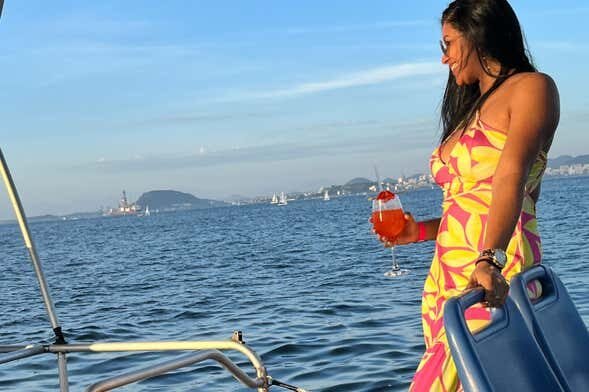 Passeio de Barco pela Baía de Guanabara com Café da Manhã Flutuante!