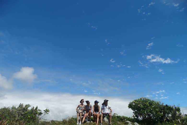 Exploração Impressionante na Trilha da Praia do Silveira!