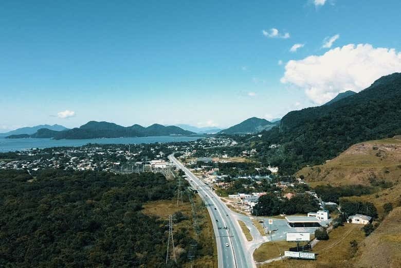 Transfer prático e confortável de Conceição do Jacareí ao Rio de Janeiro!