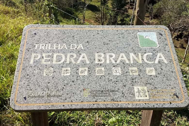 Exploração da Trilha da Pedra Branca em Garopaba!