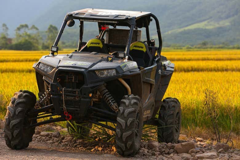Aventura Radical: Tour de UTV em Praia Grande!