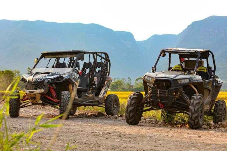 Aventura Radical: Tour de UTV em Praia Grande!
