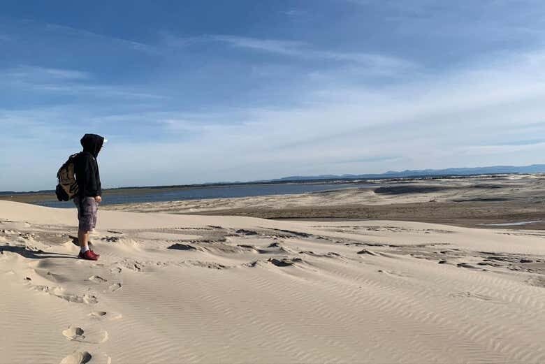 Trilha pelo Parque das Dunas de Tramandaí: natureza e vento no rosto!