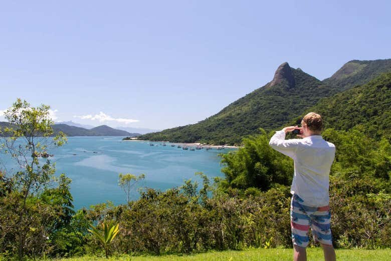 Mamanguá Selvagem: Lancha, Praias e Snorkel no Fiorde Tropical!
